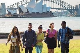 Quyết định cử sinh viên đi thực tập nghề nghiệp tại Australia