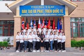 Quyết định về việc cử sinh viên đi thực tập nghề nghiệp tại Đài Loan năm 2018