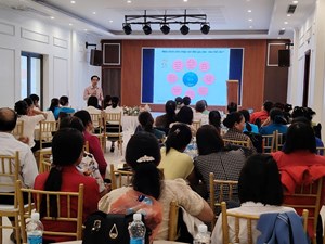 Tập huấn “Kỹ thuật chăn nuôi gà H’Mông an toàn sinh học” tại tỉnh Thái Nguyên