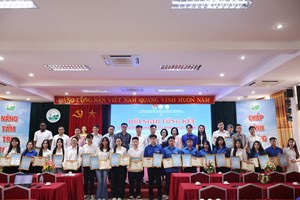 Đoàn Thanh niên - Hội Sinh viên tổ chức hội nghị tổng kết sinh viên nghiên cứu khoa học năm 2025