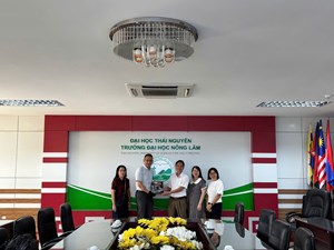 Đại học Nông Lâm Thái Nguyên trao đổi cơ hội hợp tác với Giáo sư Ryuhei Sano, Đại học Hosei, Nhật Bản
